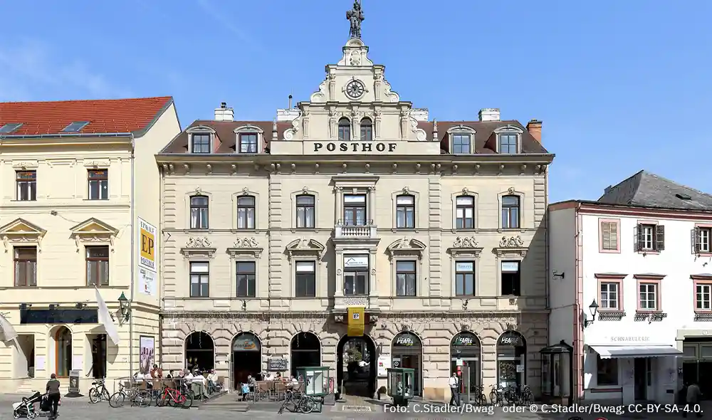Posthof am Hauptplatz in Mödling, einer der Landventure-Spielorte